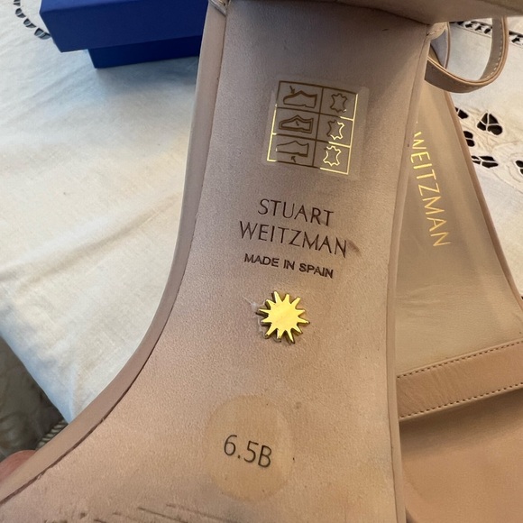 Stuart Weitzman nude ankle strap heels - Picture 4 of 5